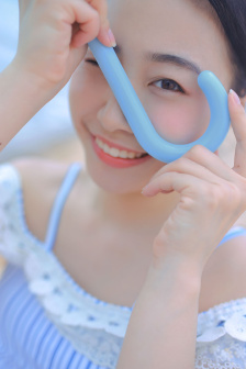 卿本佳人在线看